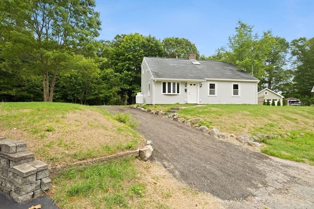 69 Laarhoven Ter, Stoughton, MA 02072