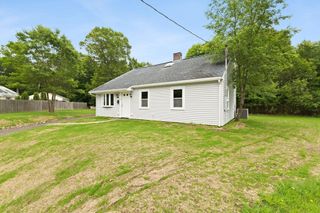 69 Laarhoven Ter, Stoughton, MA 02072