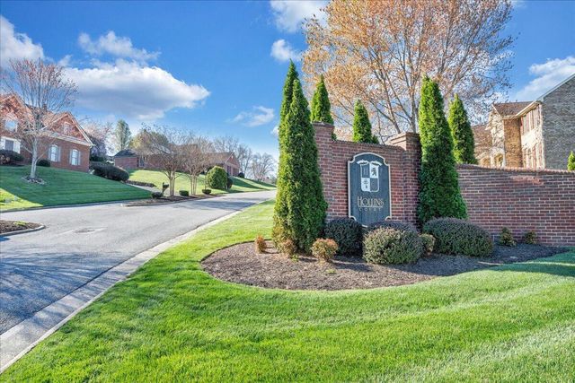 7973 Hollins Court DR, Roanoke, VA 24019