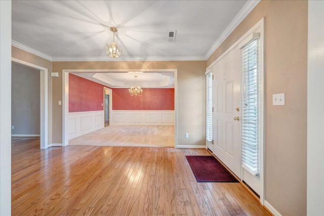 7973 Hollins Court DR, Roanoke, VA 24019