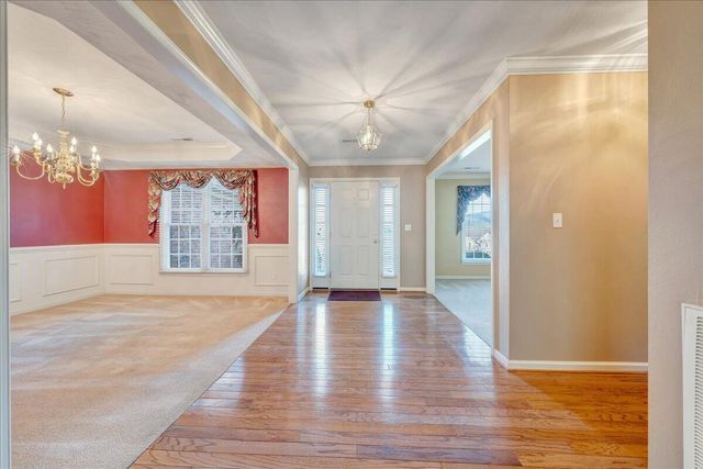 7973 Hollins Court DR, Roanoke, VA 24019