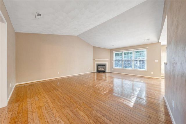 7973 Hollins Court DR, Roanoke, VA 24019