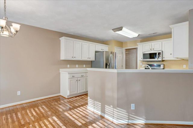 7973 Hollins Court DR, Roanoke, VA 24019