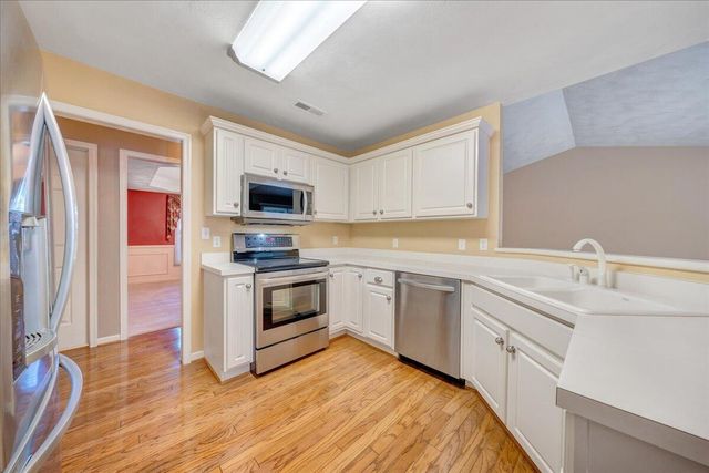 7973 Hollins Court DR, Roanoke, VA 24019