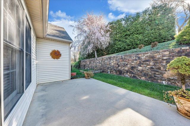 7973 Hollins Court DR, Roanoke, VA 24019