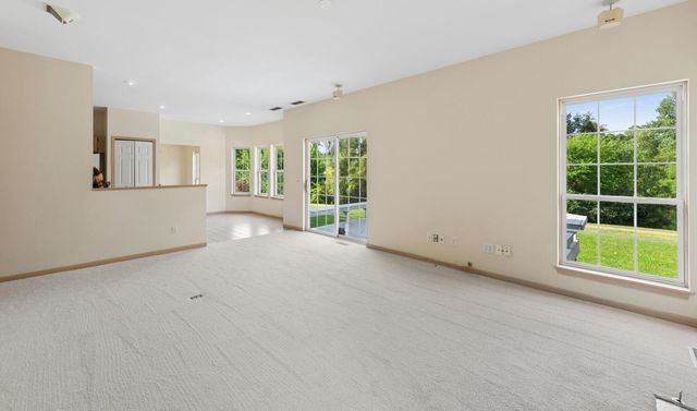 378 Ballenisle Court, Chesterton, IN 46304