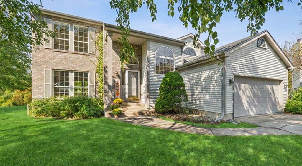 378 Ballenisle Court, Chesterton, IN 46304