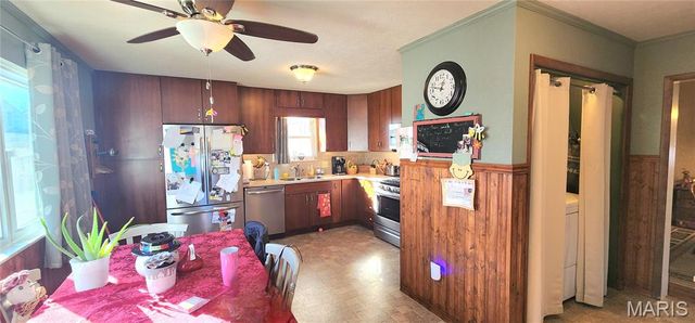 1718 Swanwick Street, Chester, IL 62233