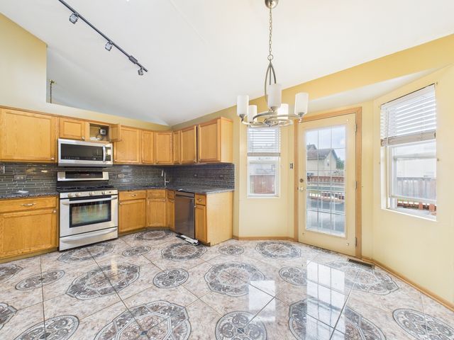 17942 Edwards Avenue, Country Club Hills, IL 60478