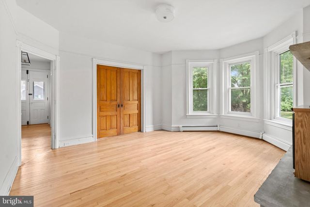 1630 E EMMAUS AVE, Allentown, PA 18103