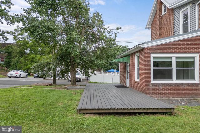 1630 E EMMAUS AVE, Allentown, PA 18103