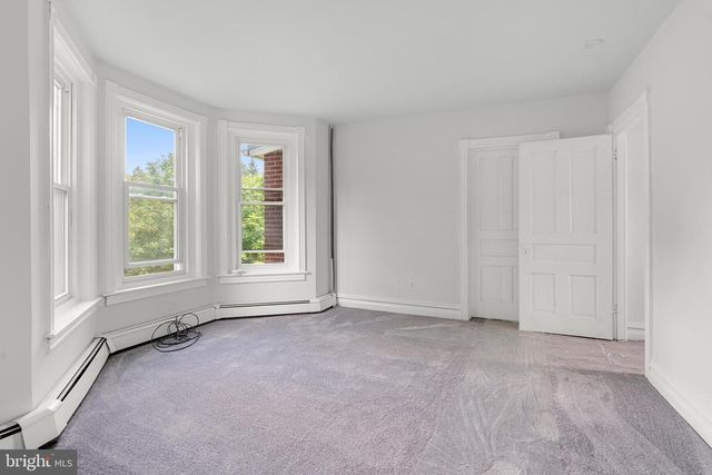 1630 E EMMAUS AVE, Allentown, PA 18103