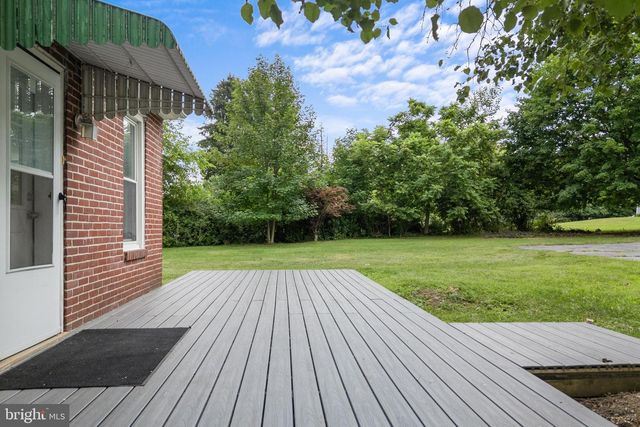 1630 E EMMAUS AVE, Allentown, PA 18103