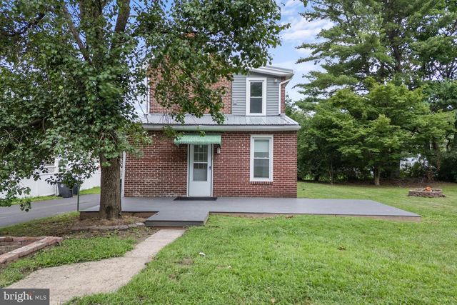 1630 E EMMAUS AVE, Allentown, PA 18103