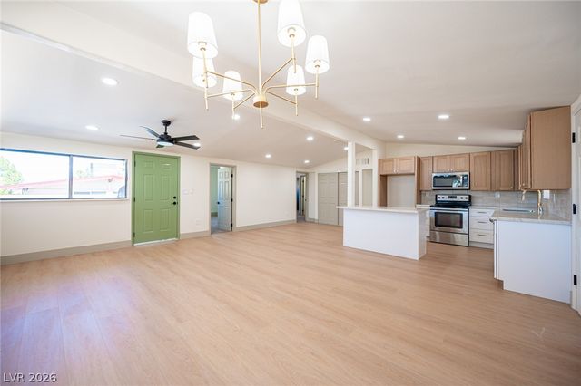 5317 Evergreen Avenue, Las Vegas, NV 89107