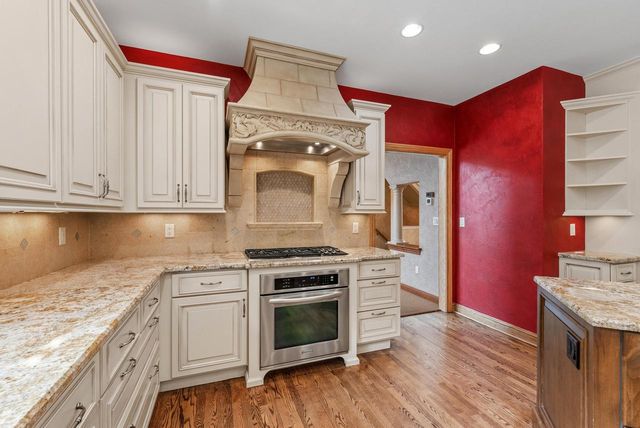3230 Fordham COURT, Brookfield, WI 53005