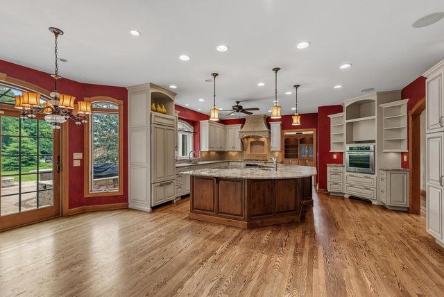 3230 Fordham COURT, Brookfield, WI 53005