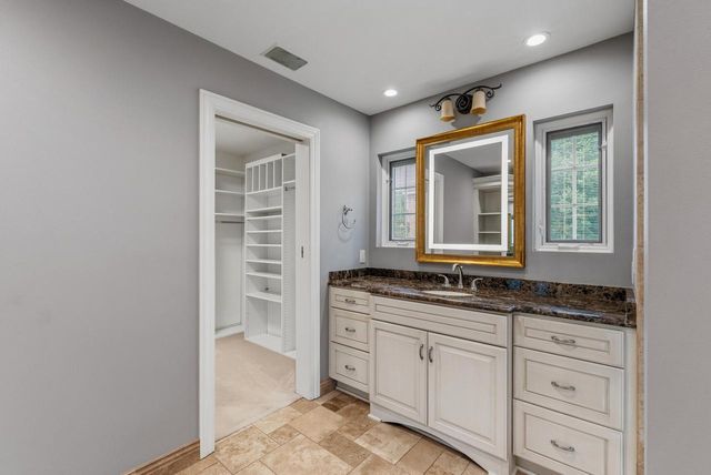 3230 Fordham COURT, Brookfield, WI 53005