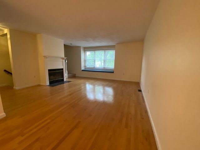 1047 Washington Street 2, Newton, MA 02465