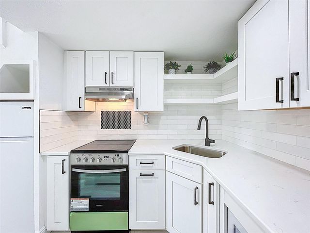 1600 PASADENA DR A, Dunedin, FL 34698