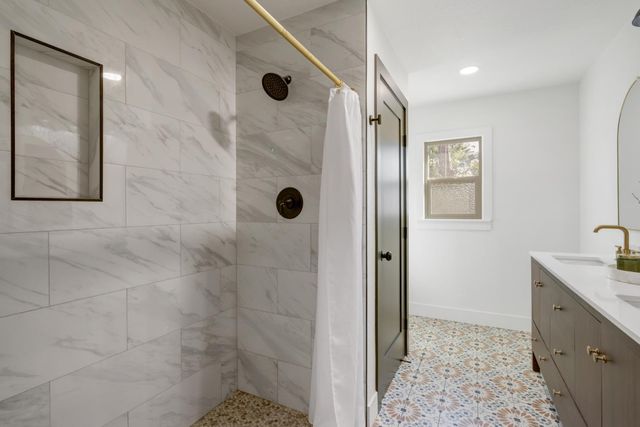 7750 Twin Oaks Ave, Citrus Heights, CA 95610