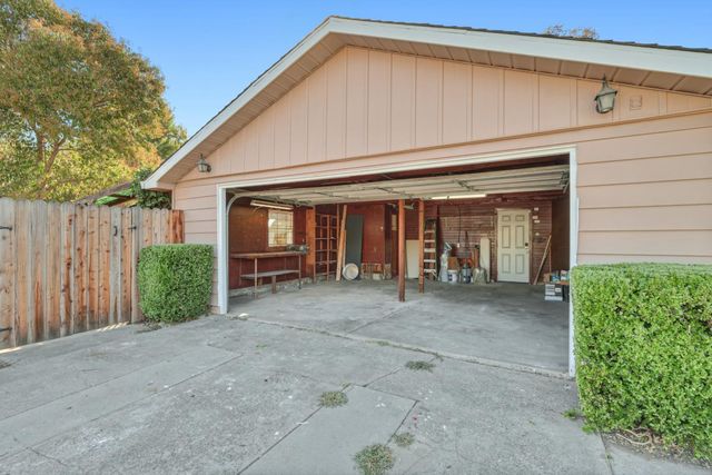 7750 Twin Oaks Ave, Citrus Heights, CA 95610