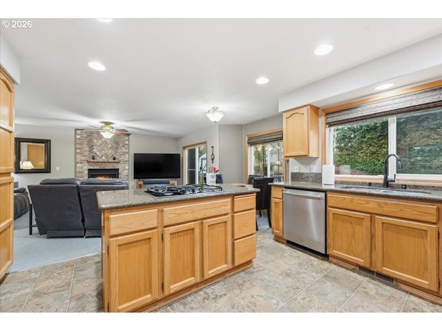 4616 Nw VALLEY St, Camas, WA 98607