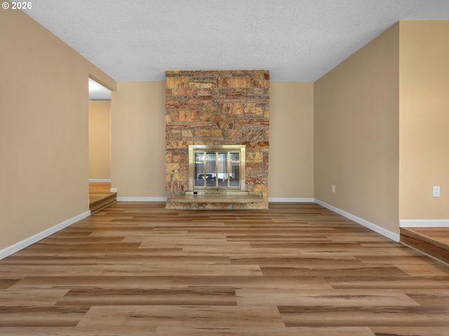 12960 Sw TAPADERA St, Beaverton, OR 97008