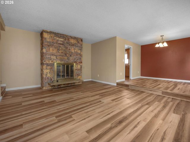 12960 Sw TAPADERA St, Beaverton, OR 97008