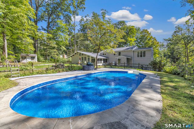 48 Crestwood Road, Monroe, CT 06468