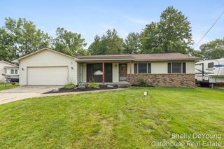 3078 Paris Park Drive, Kentwood, MI 49512