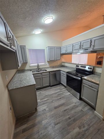 713 Denmark Drive, Mesquite, TX 75149