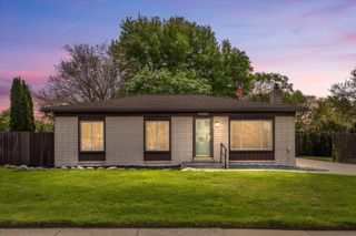 43998 Leonardo Drive, Sterling Heights City, MI 48313