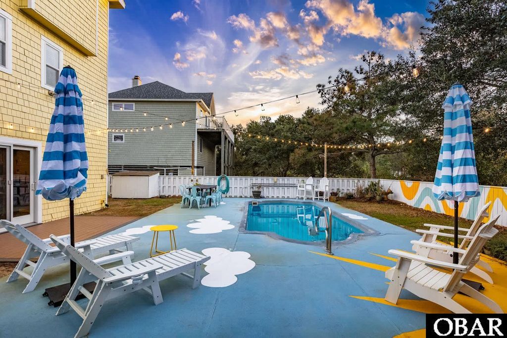 Image 15 of property listing at 759 Sand Dollar Court Lot 176, Corolla, NC 27927