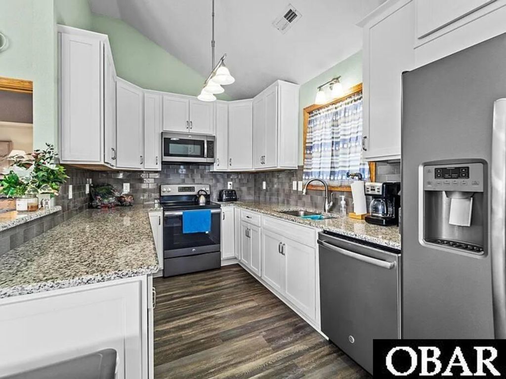 Image 10 of property listing at 759 Sand Dollar Court Lot 176, Corolla, NC 27927