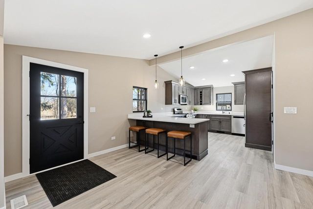 8751 368th AVENUE, Burlington, WI 53105