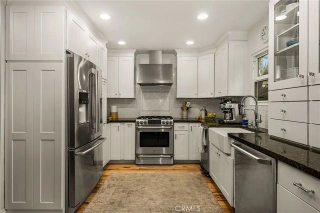 683 Vista Bonita, Newport Beach, CA 92660