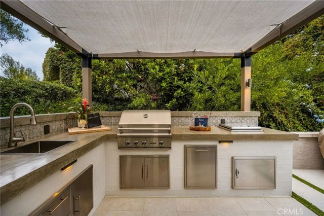 683 Vista Bonita, Newport Beach, CA 92660