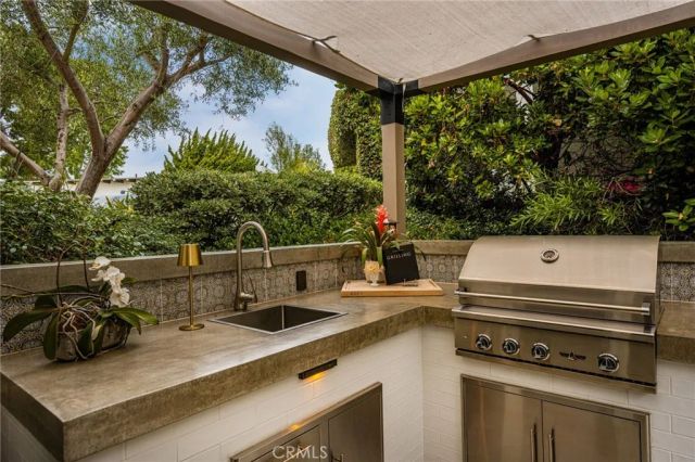 683 Vista Bonita, Newport Beach, CA 92660