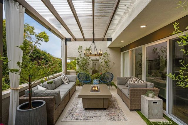683 Vista Bonita, Newport Beach, CA 92660