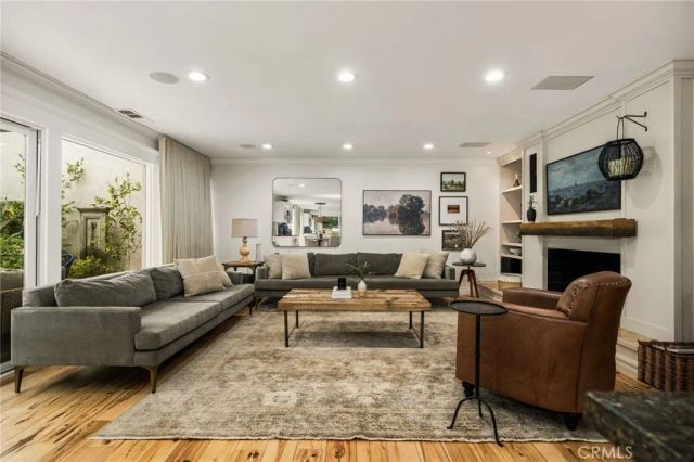 683 Vista Bonita, Newport Beach, CA 92660