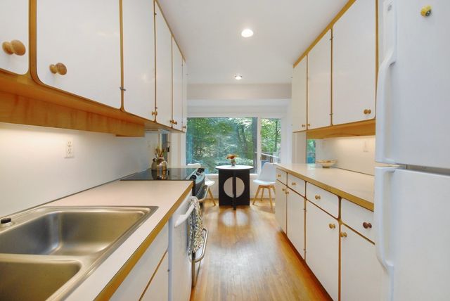 111 South Great Rd, Lincoln, MA 01773