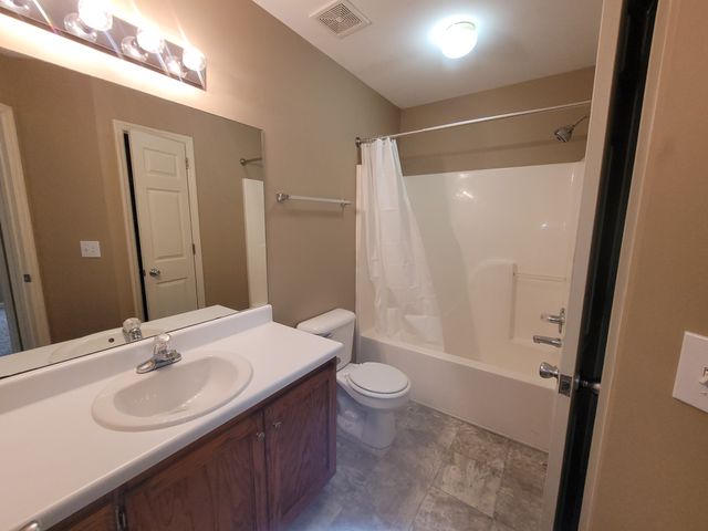 913 Avery Green Ct, Old Hickory, TN 37138