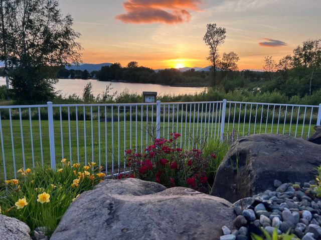 161 Johns River Drive, Derby, VT 05829