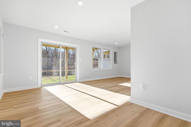 1011 VENIFENA TER SE, Leesburg, VA 20175