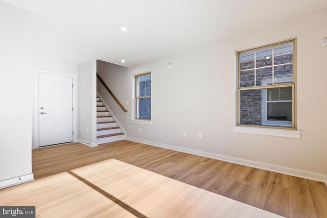 1011 VENIFENA TER SE, Leesburg, VA 20175