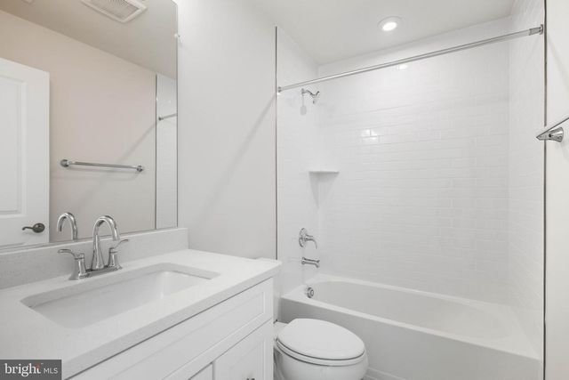 1011 VENIFENA TER SE, Leesburg, VA 20175