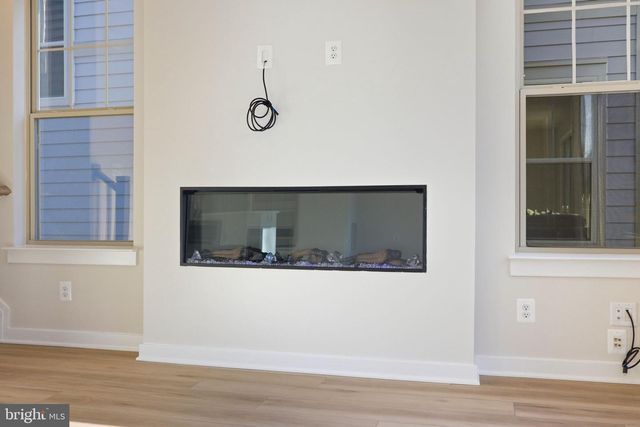 1011 VENIFENA TER SE, Leesburg, VA 20175