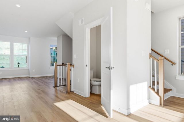 1011 VENIFENA TER SE, Leesburg, VA 20175