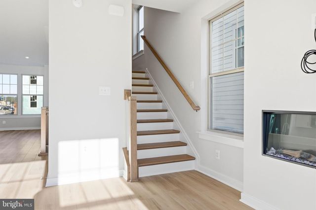 1011 VENIFENA TER SE, Leesburg, VA 20175